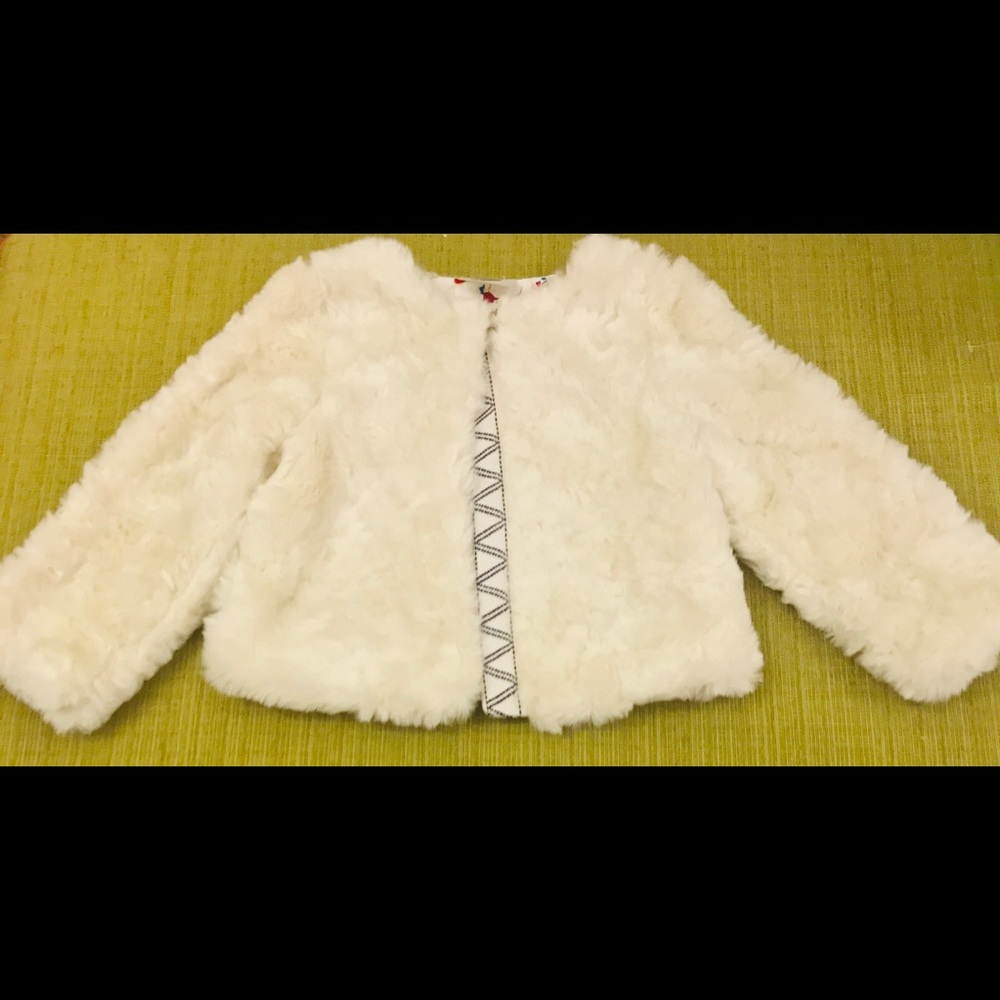 NWOT Genuine By Osh’Kosh Faux Fur Coat. Size 2T